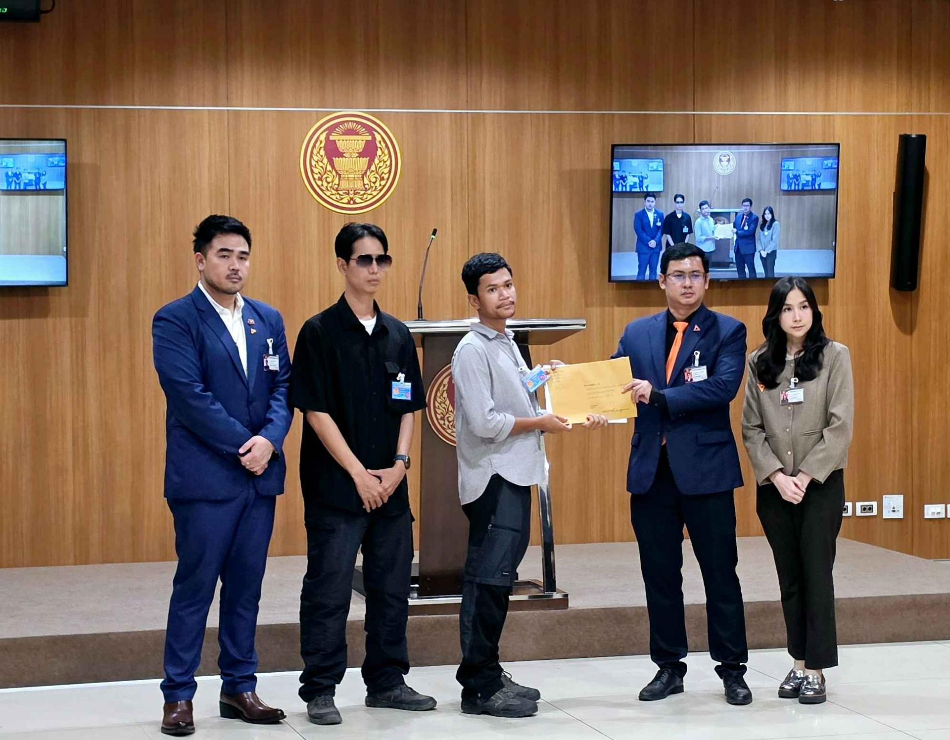 นักข่าวอิสระ ร้อง กมธ.พัฒนาการเมืองฯ สภาผู้แทนราษฎร สอบเหตุถูกคุกคามขณะทำข่าว ณ ศูนย์ CI จ.สมุทรปราการ