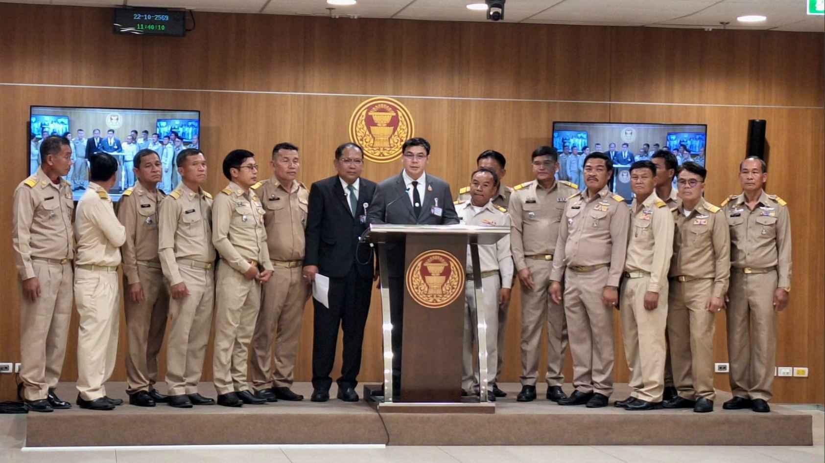 พรรคกล้าธรรม เสนอร่าง พ.ร.บ.ดูแลสวัสดิการ ชรบ. ทั่วประเทศ เสนอค่าป่วยการรายเดือน-ตั้งกองทุนสวัสดิการช่วยเหลือ