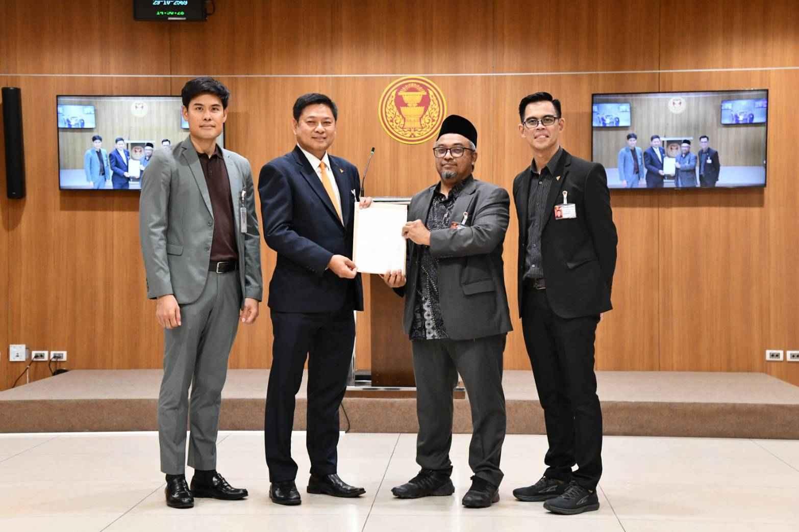 สส.พรรคประชาชน ร้อง กมธ.การตำรวจ สภาผู้แทนราษฎร สอบเหตุลดเบี้ยเลี้ยงตำรวจชายแดนใต้ นัดถกหน่วยงานเกี่ยวข้อง 12 พ.ย.นี้